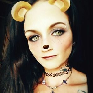 Meet your Posher, Amelia